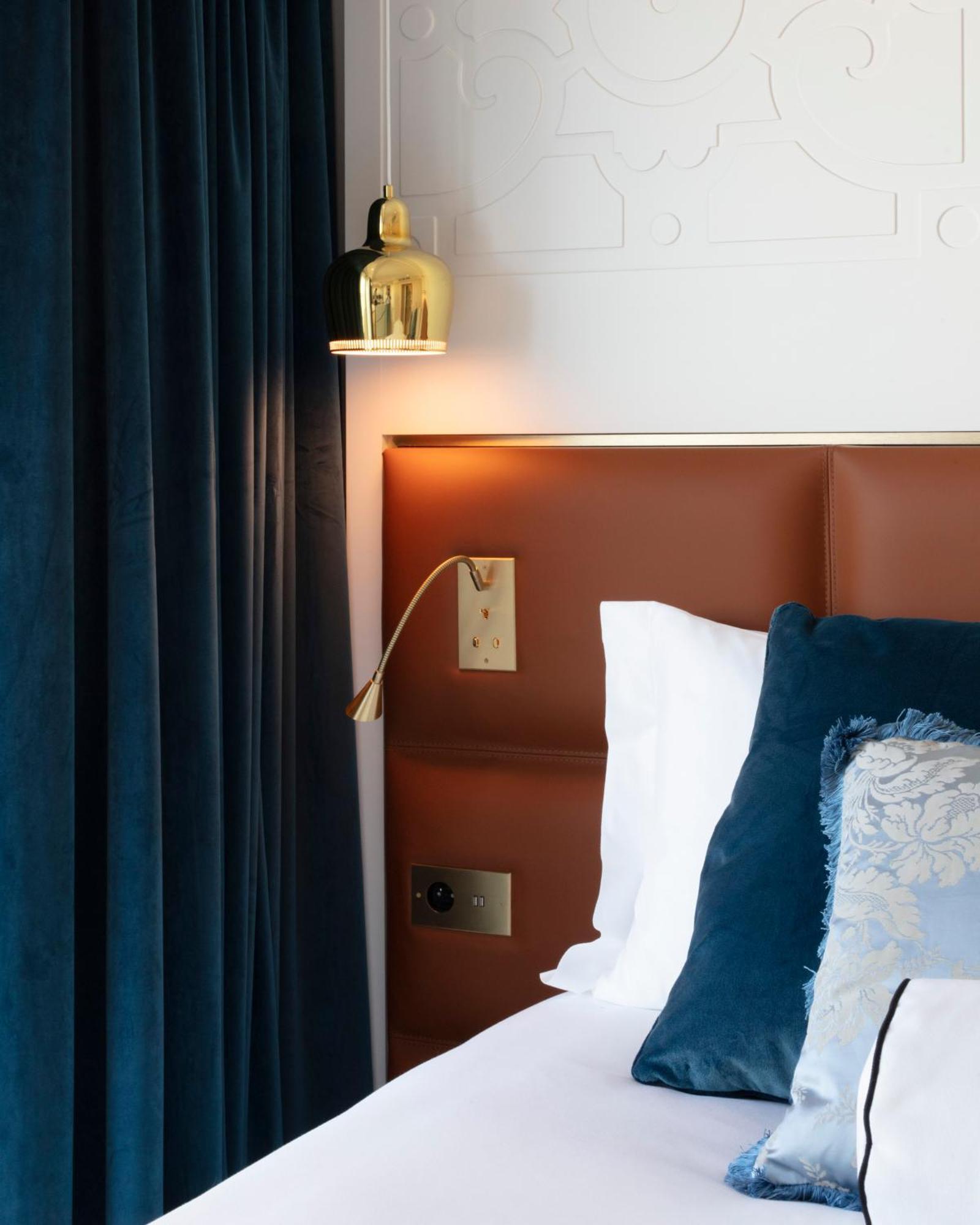 Prestige Suite with Eiffel Tower View
